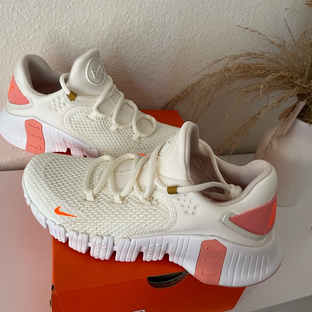 Nike metcons